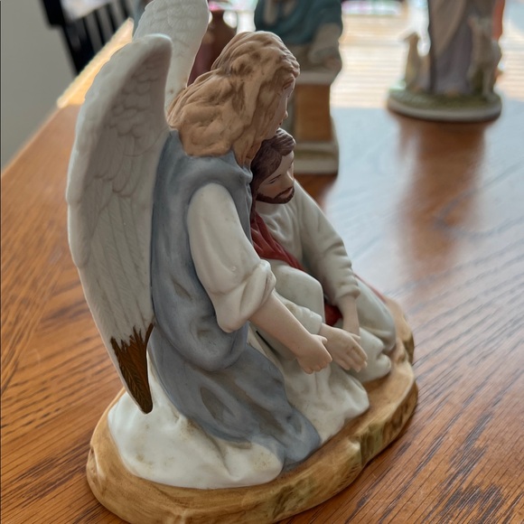 Home Interiors 'With These Wings' Figurine - Picture 6 of 8